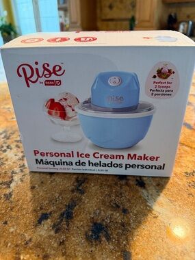 Ash Rise by DASH Ice Cream Maker - Light Blue